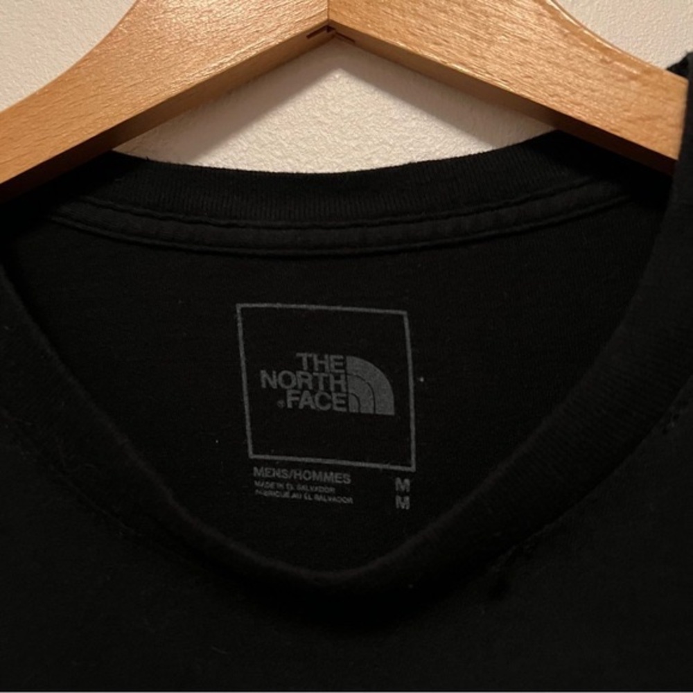 The North Face Mens‎ Long Sleeve T-Shirt Size Medium - Picture 3 of 9